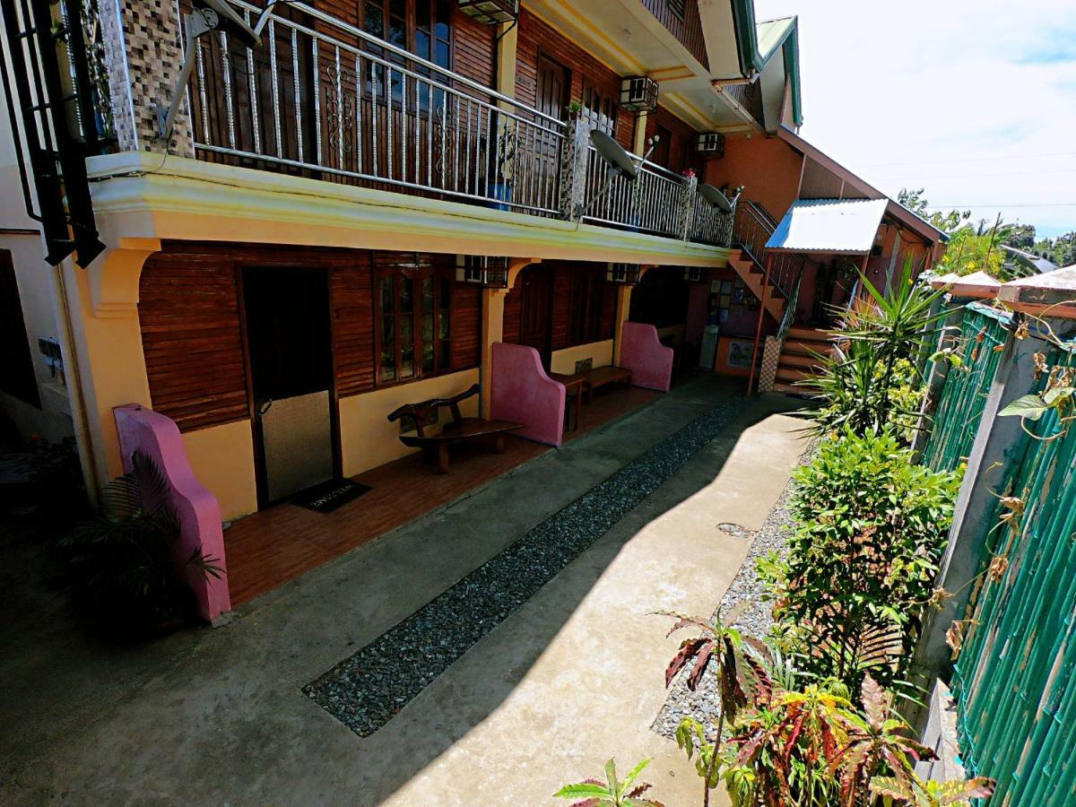 Woodside Rogers Residence Puerto Princesa Екстер'єр фото