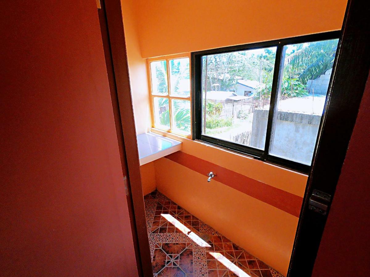 Woodside Rogers Residence Puerto Princesa Екстер'єр фото